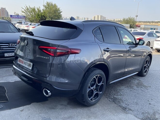 Alfa Romeo Stelvio 2017, 50,000 km - 2.0 l - Bakı