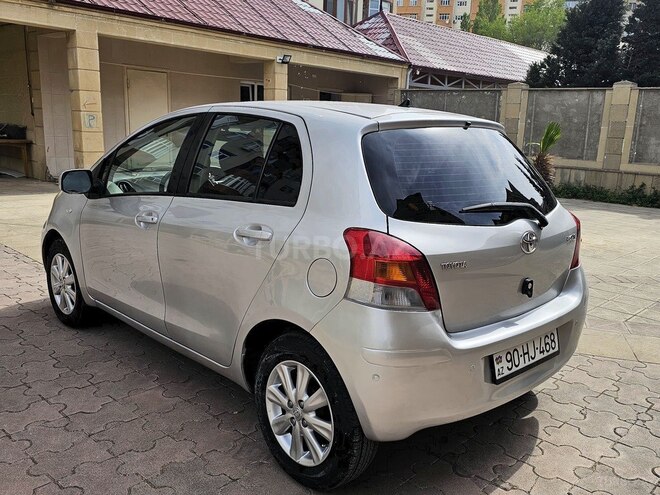Toyota Yaris 2010, 141,000 km - 1.3 л - Bakı