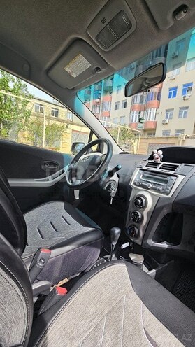 Toyota Yaris 2010, 141,000 km - 1.3 л - Bakı