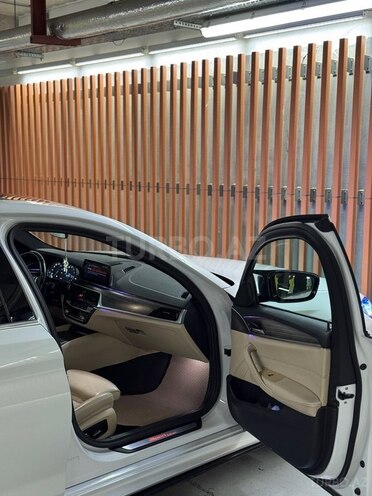 BMW 530 2019, 93,500 km - 2.0 л - Gəncə