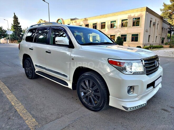 Toyota Land Cruiser 2011, 115,000 km - 4.0 л - Salyan