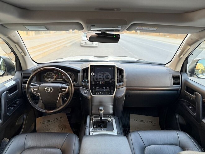 Toyota Land Cruiser 2018, 25,000 km - 4.0 l - Bakı