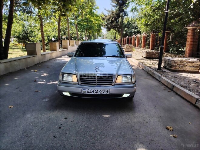 Mercedes C 220 1995, 375,000 km - 2.2 l - Masallı