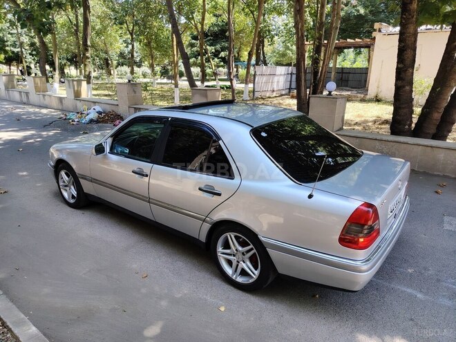 Mercedes C 220 1995, 375,000 km - 2.2 l - Masallı