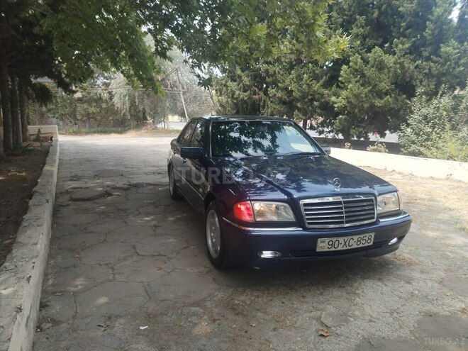 Mercedes C 180 1998, 385,768 km - 1.8 l - Yevlax