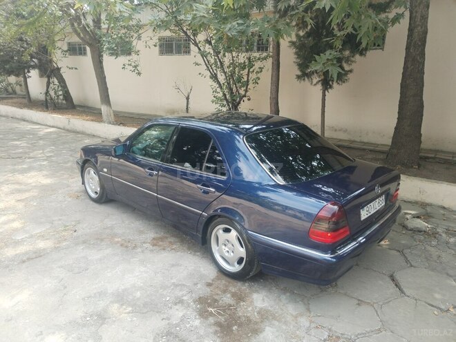 Mercedes C 180 1998, 385,768 km - 1.8 l - Yevlax
