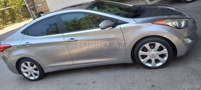 Hyundai Elantra 2011, 284,854 km - 1.8 l - Bakı