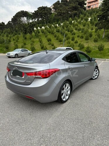 Hyundai Elantra 2011, 284,854 km - 1.8 l - Bakı