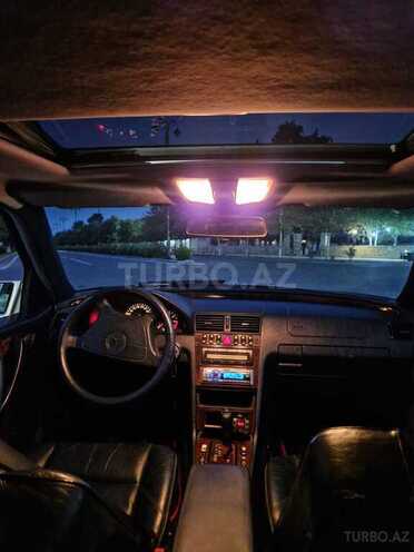 Mercedes C 240 1998, 258,488 km - 2.6 l - İmişli