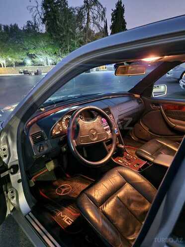 Mercedes C 240 1998, 258,488 km - 2.6 l - İmişli