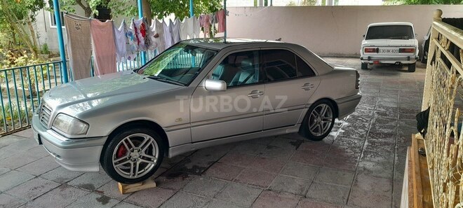 Mercedes C 240 1998, 258,488 km - 2.6 l - İmişli