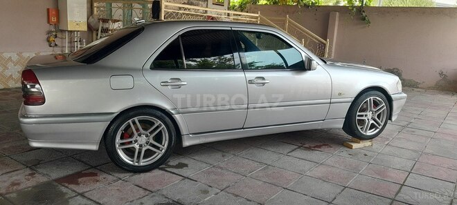 Mercedes C 240 1998, 258,488 km - 2.6 l - İmişli