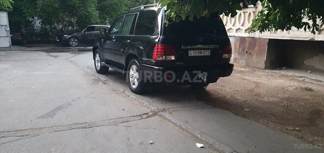 Toyota Land Cruiser-7