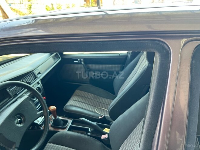 Mercedes 190 1991, 362,832 km - 1.8 l - Şamaxı