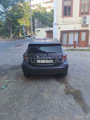 Toyota Prius C 2013, 258,000 km - 1.5 l - Bakı