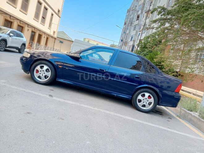 Opel Vectra 1999, 312,000 km - 2.0 l - Sumqayıt