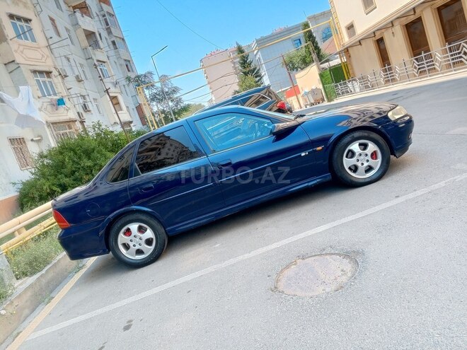 Opel Vectra 1999, 312,000 km - 2.0 l - Sumqayıt
