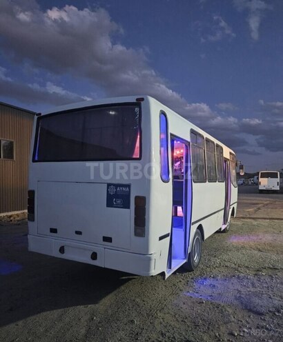 Isuzu NP 37 2010, 500,000 km - 4.4 l - Sumqayıt