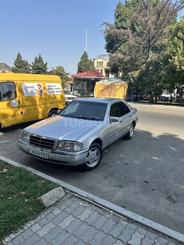 Mercedes C 180 1995, 410,000 km - 1.8 l - Gəncə