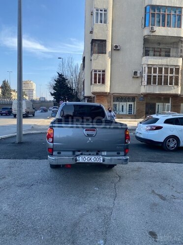 Mitsubishi L200 2015, 123,971 km - 2.5 l - Bakı