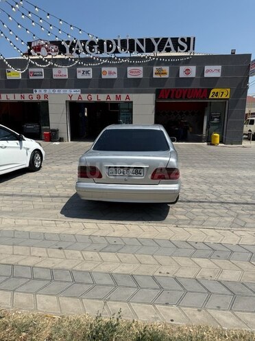 Mercedes E 200 1996, 425,000 km - 2.0 л - Sumqayıt