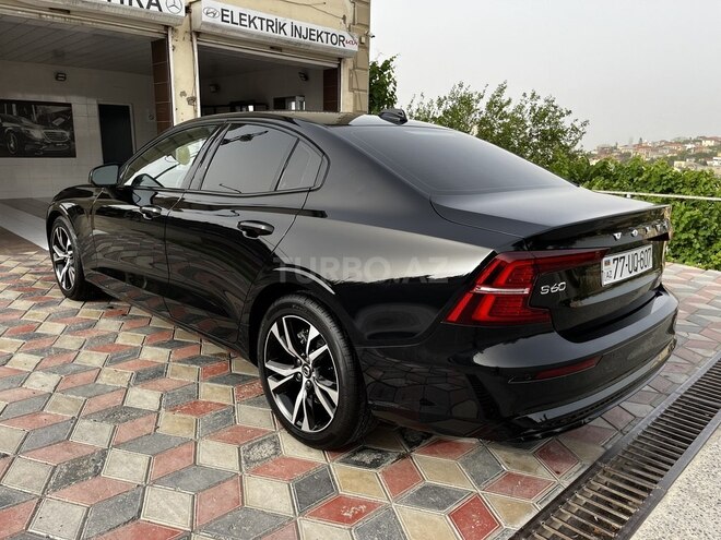 Volvo S60 2024, 2,850 km - 2.0 l - Bakı