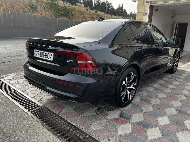 Volvo S60 2024, 2,850 km - 2.0 l - Bakı