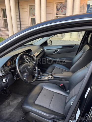 Mercedes E 200 2009, 300,000 km - 1.8 l - Bakı