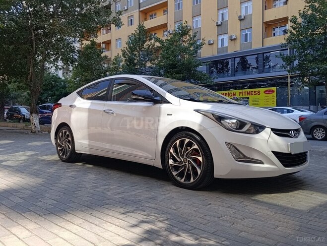 Hyundai Avante 2014, 280,000 km - 1.6 л - Bakı