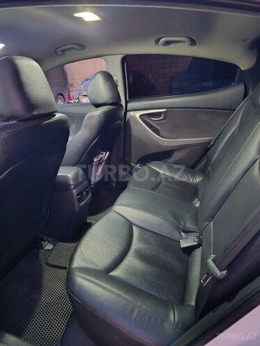 Hyundai Avante 2014, 280,000 km - 1.6 л - Bakı