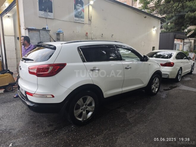 Kia Sportage 2011, 160,000 km - 2.0 l - Bakı