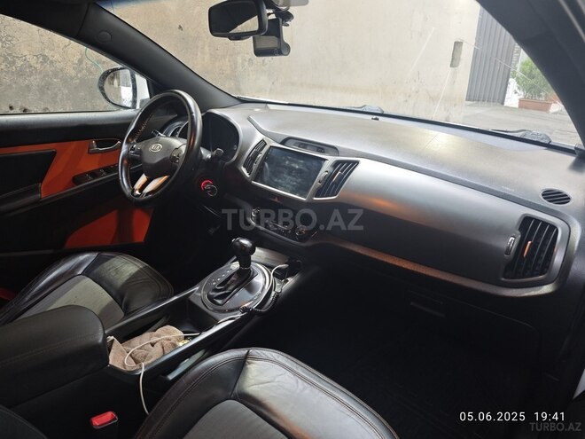 Kia Sportage 2011, 160,000 km - 2.0 l - Bakı