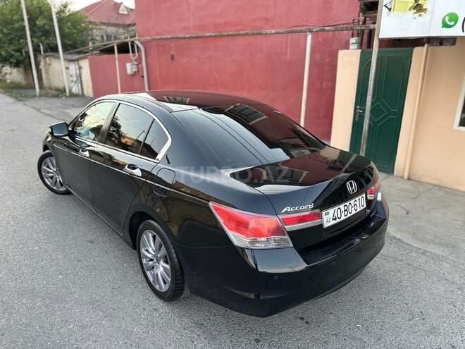 Honda Accord 2011, 196,080 km - 2.4 l - Quba