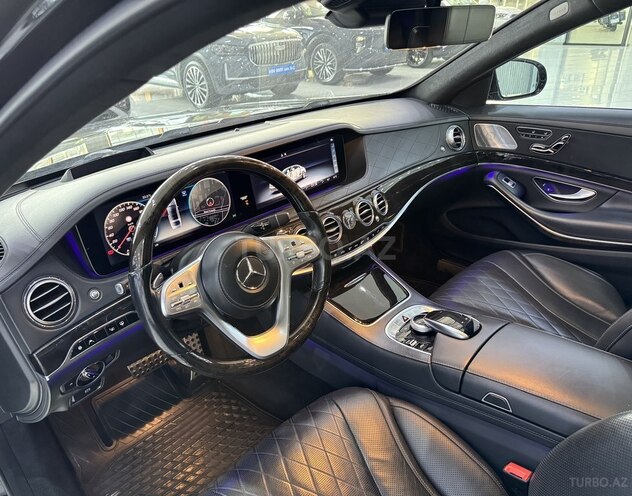 Mercedes S 560 4MATIC 2017, 157,800 km - 4.0 l - Bakı