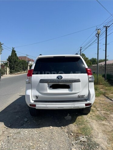 Toyota Land Cruiser Prado 2010, 243,000 km - 3.0 л - Bakı