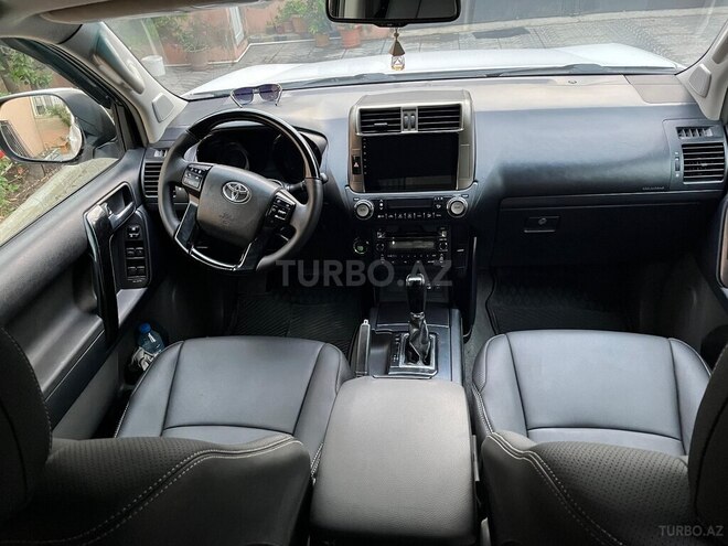 Toyota Land Cruiser Prado 2010, 243,000 km - 3.0 л - Bakı