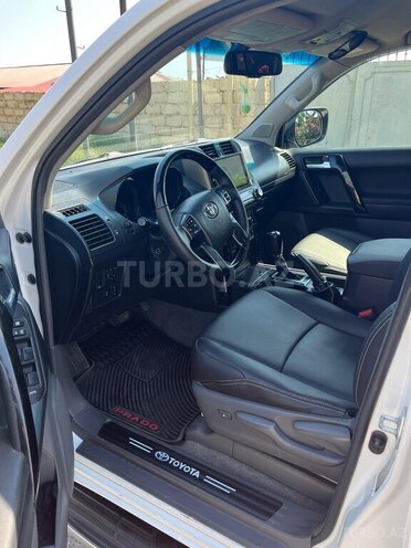 Toyota Land Cruiser Prado 2010, 243,000 km - 3.0 л - Bakı