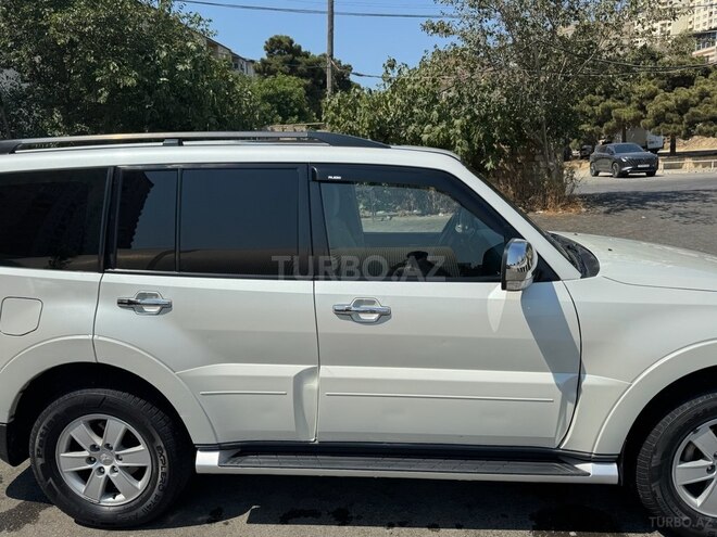 Mitsubishi Pajero 2008, 144,000 km - 3.0 l - Bakı