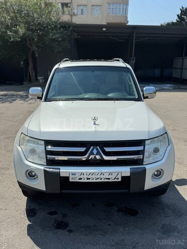 Mitsubishi Pajero 2008, 144,000 km - 3.0 l - Bakı