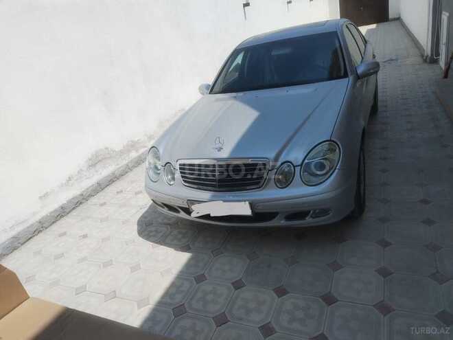 Mercedes E 220 d 2003, 298,256 km - 2.2 л - Bakı