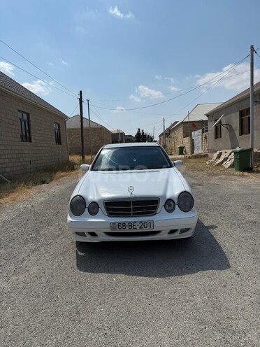 Mercedes E 200 d 1999, 680,129 km - 2.0 l - Qobustan