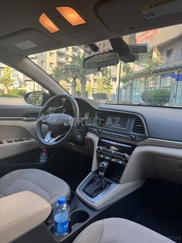 Hyundai Elantra 2019, 65,000 km - 2.0 l - Bakı