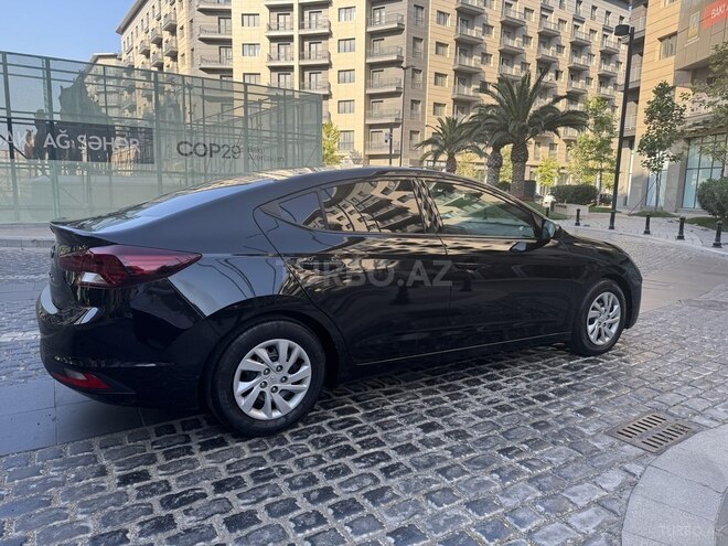 Hyundai Elantra 2019, 65,000 km - 2.0 l - Bakı