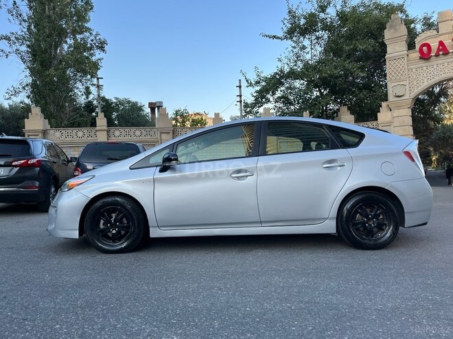 Toyota Prius 2013, 280,000 km - 1.8 l - Bakı