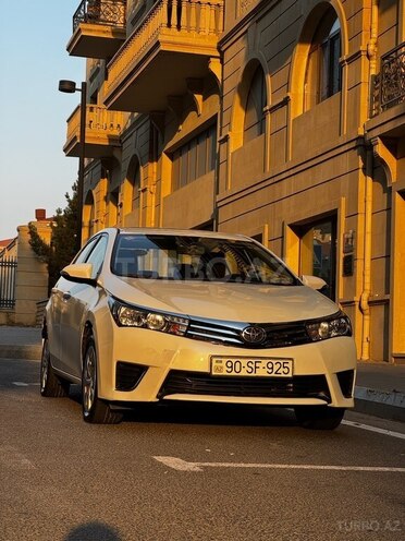 Toyota Corolla 2013, 500,000 km - 1.6 l - Bakı