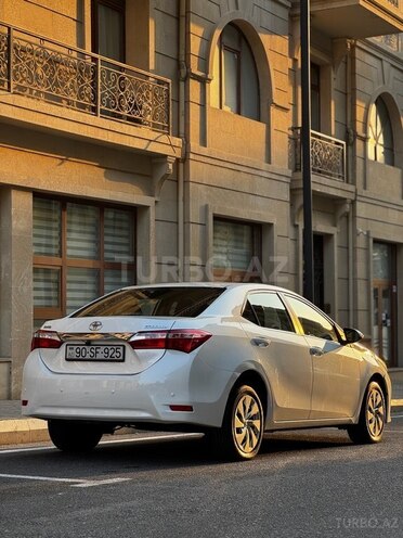 Toyota Corolla 2013, 500,000 km - 1.6 l - Bakı
