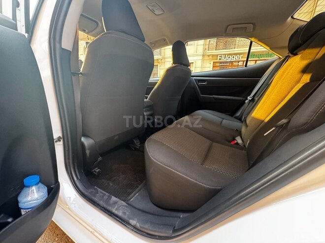 Toyota Corolla 2013, 500,000 km - 1.6 l - Bakı