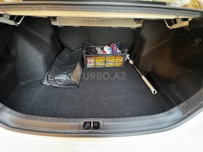 Toyota Corolla 2013, 500,000 km - 1.6 l - Bakı