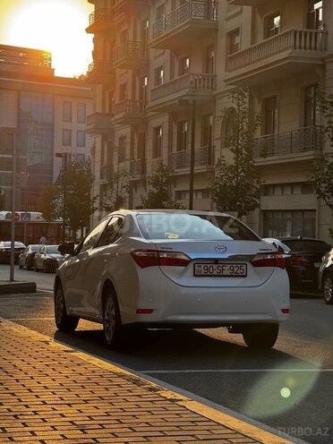 Toyota Corolla 2013, 500,000 km - 1.6 l - Bakı