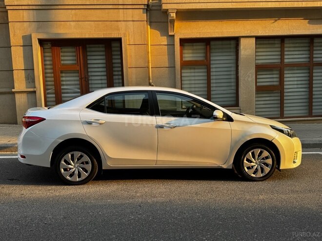 Toyota Corolla 2013, 500,000 km - 1.6 l - Bakı